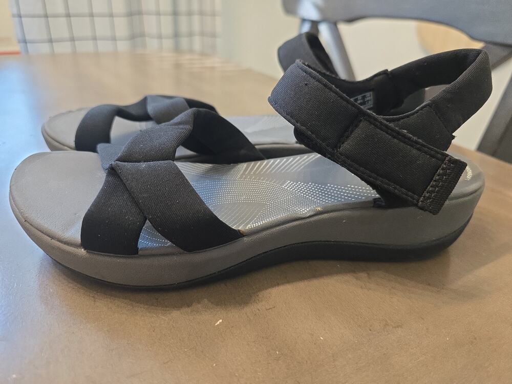 Clarks Cloud Steppers Cushion Soft Washable Sandals 6M Black Adjustable Strap